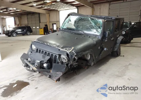 2015 Jeep Wrangler Unlimited Sahara z USA, uszkodzony, nr VIN 1C4HJWEG2FL647659